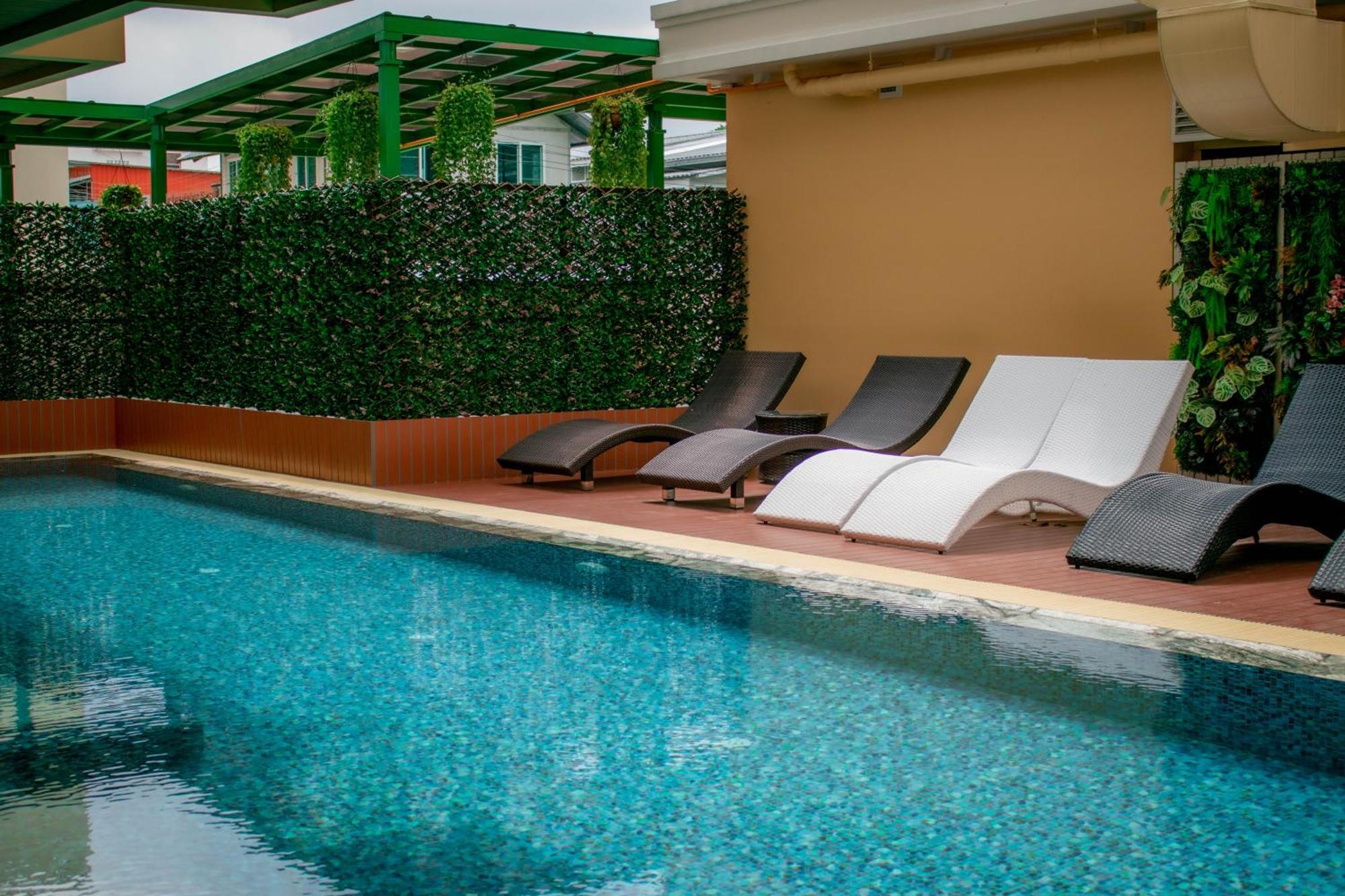 Siri Grand Bangkok Hotel المظهر الخارجي الصورة