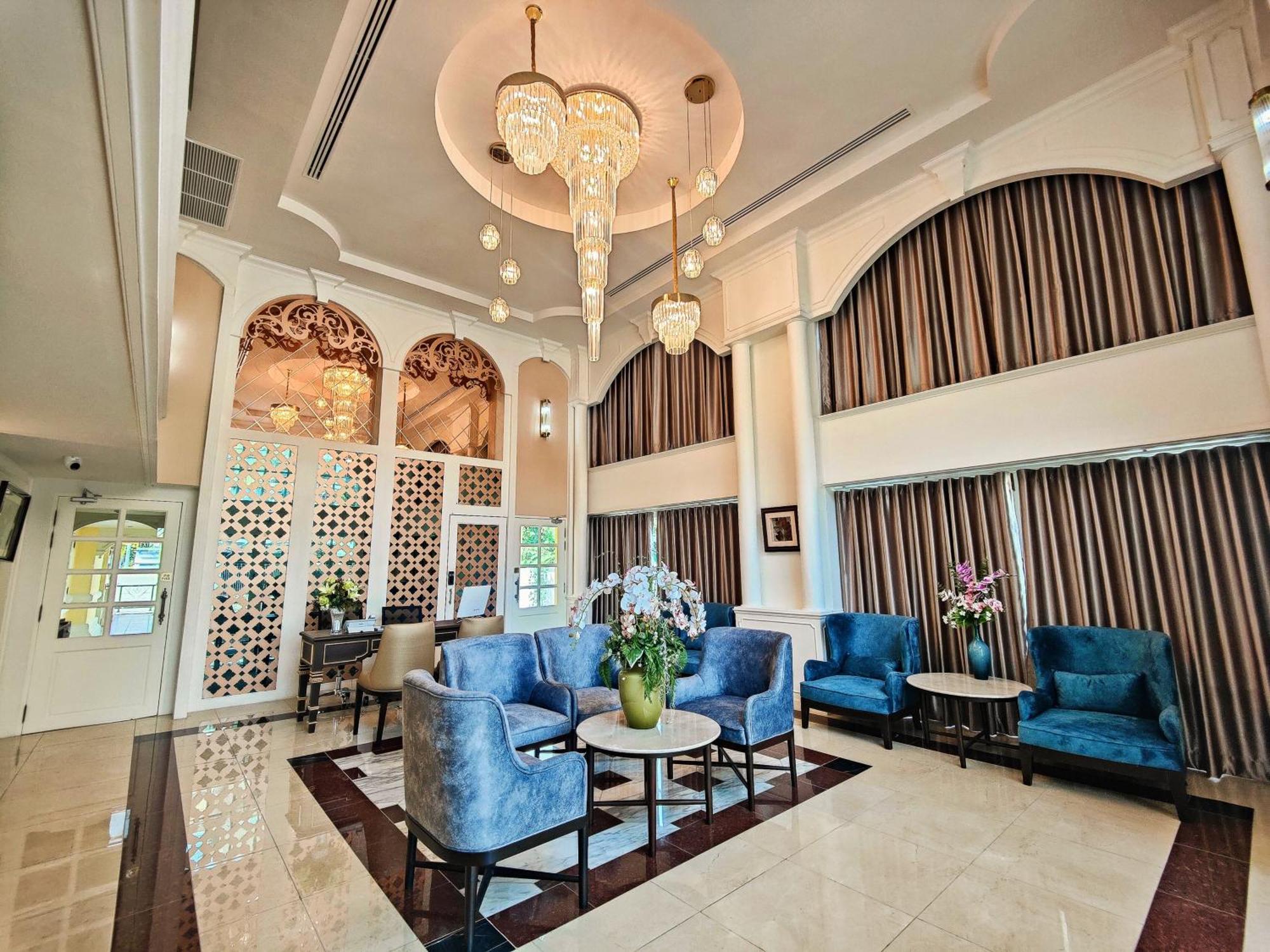 Siri Grand Bangkok Hotel المظهر الخارجي الصورة