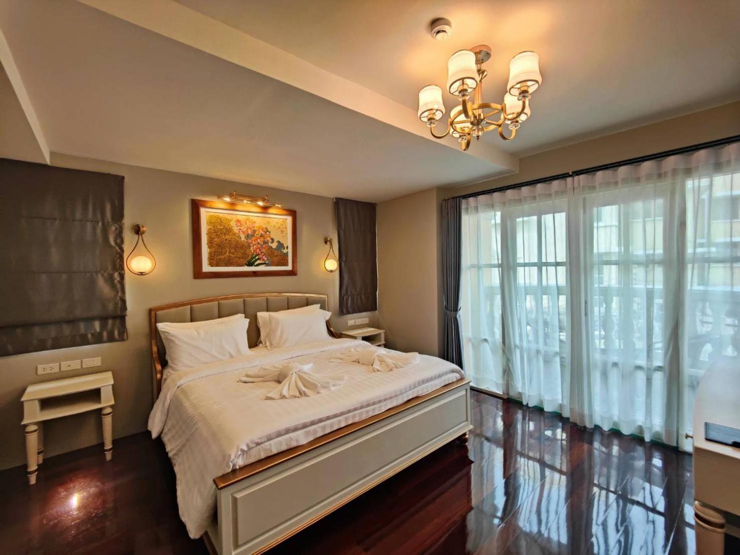 Siri Grand Bangkok Hotel المظهر الخارجي الصورة