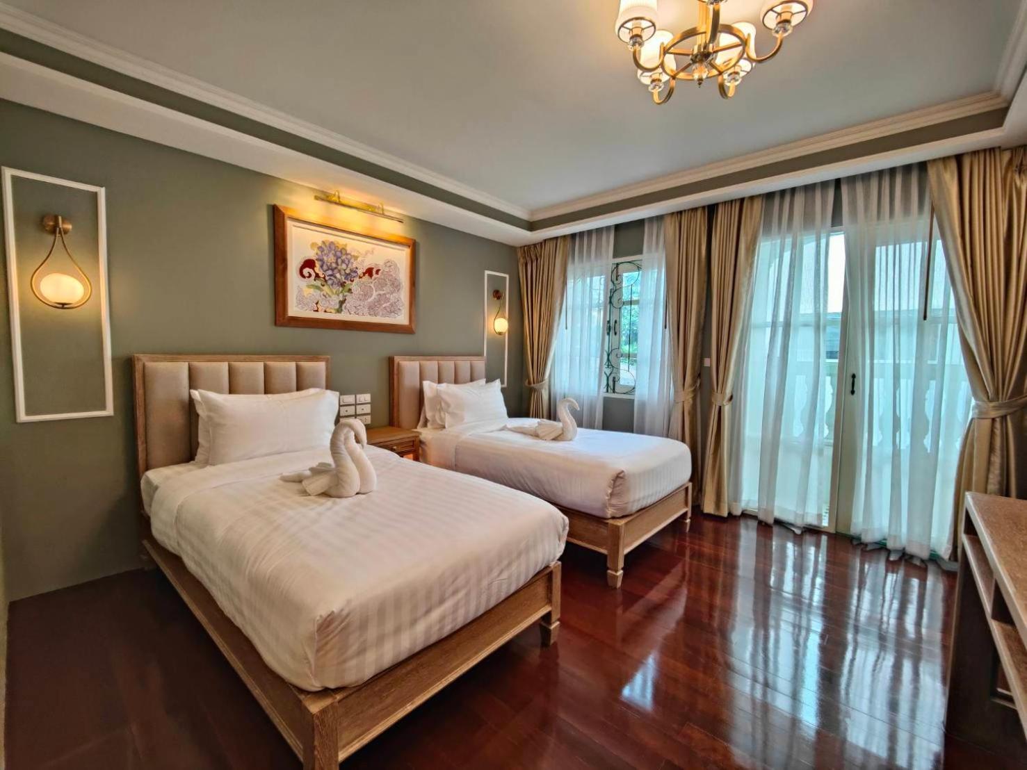 Siri Grand Bangkok Hotel المظهر الخارجي الصورة
