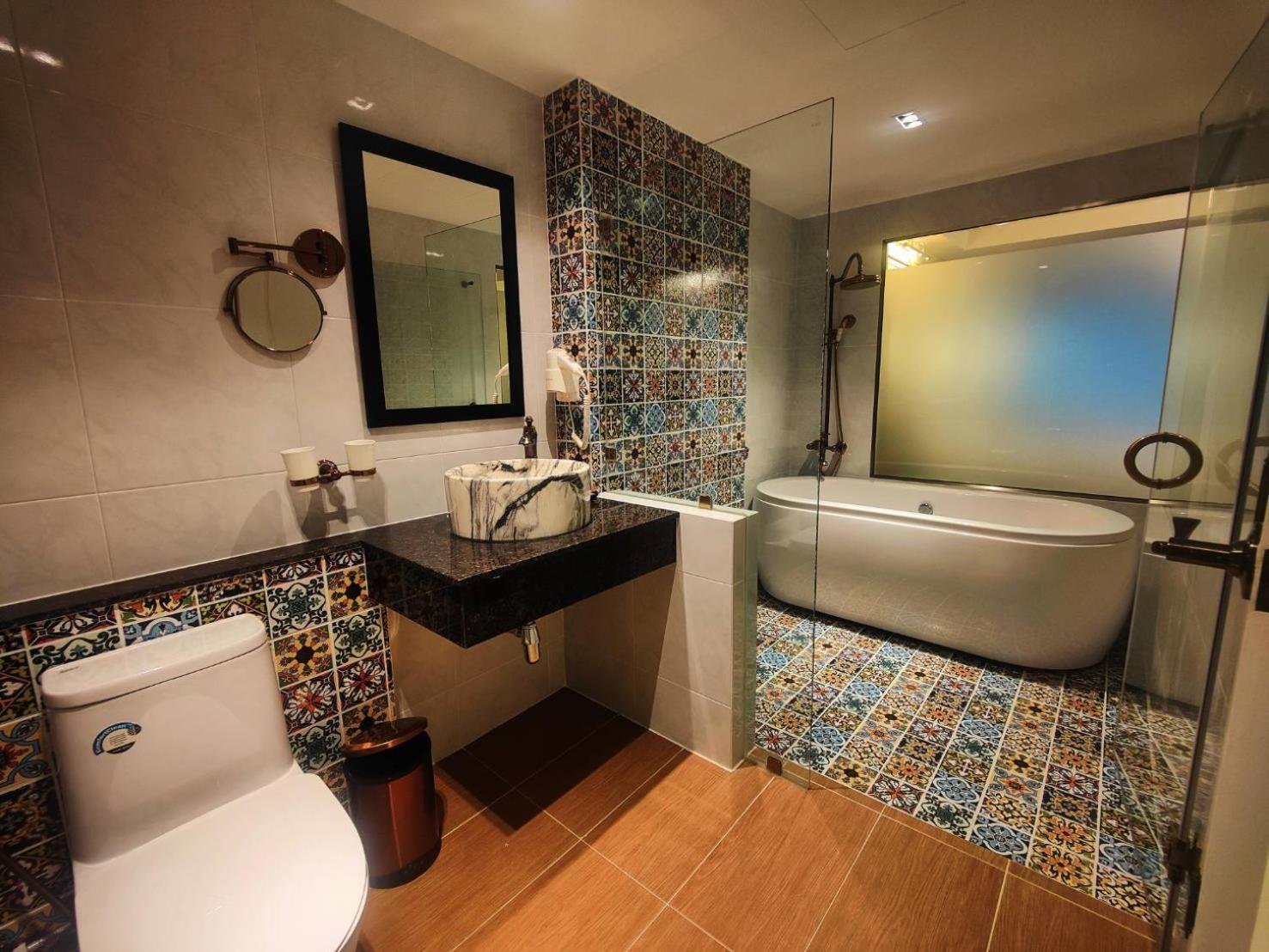 Siri Grand Bangkok Hotel المظهر الخارجي الصورة