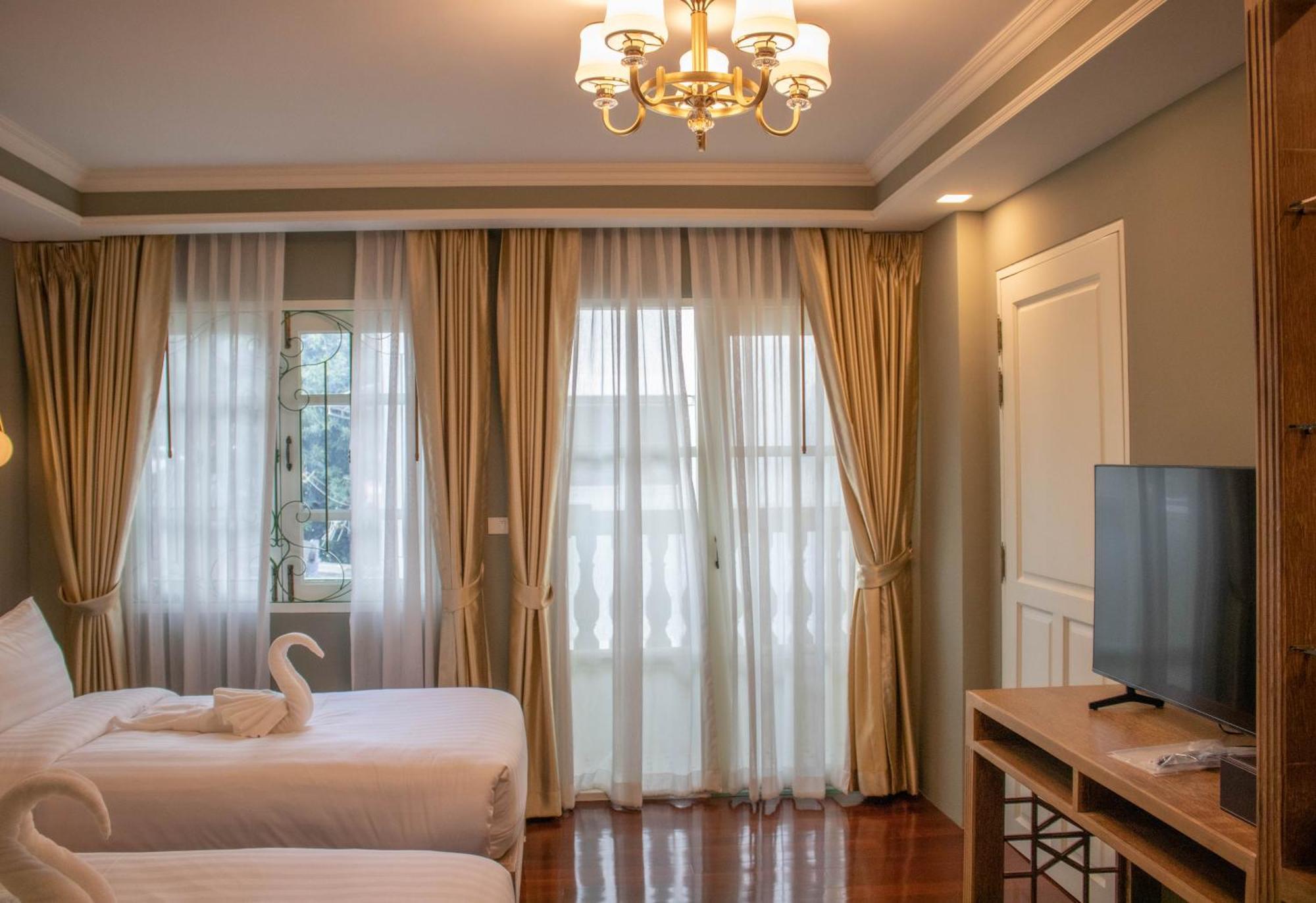 Siri Grand Bangkok Hotel المظهر الخارجي الصورة